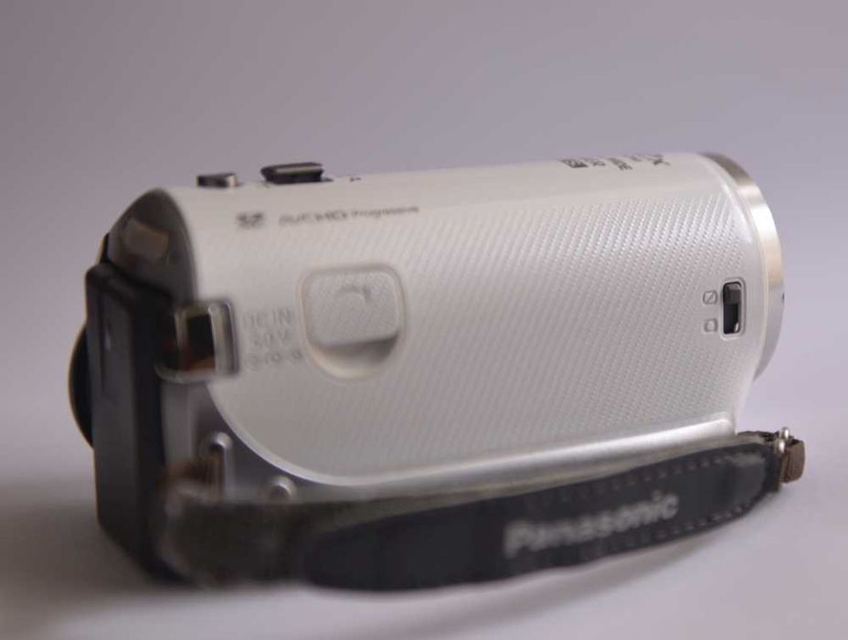 Kamera HD Panasonic HC-V210 FULL HD