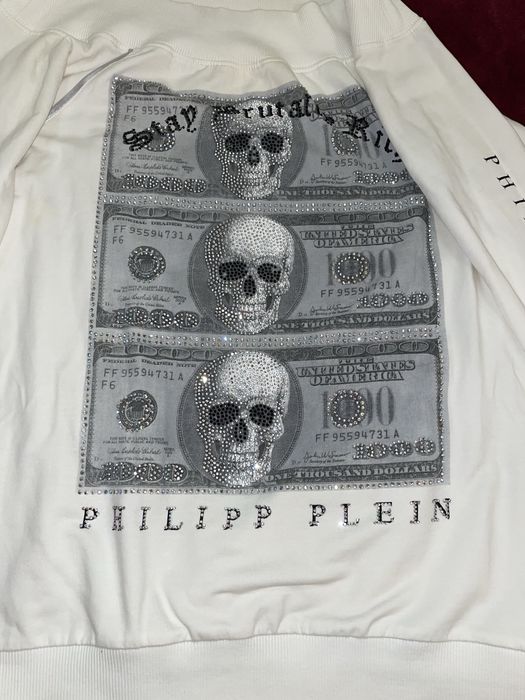 Продам фирменый костюм (PHILIPP PLEIN)