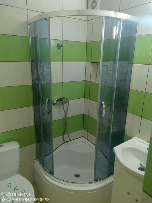 kabina prysznicowa z brodzikiem