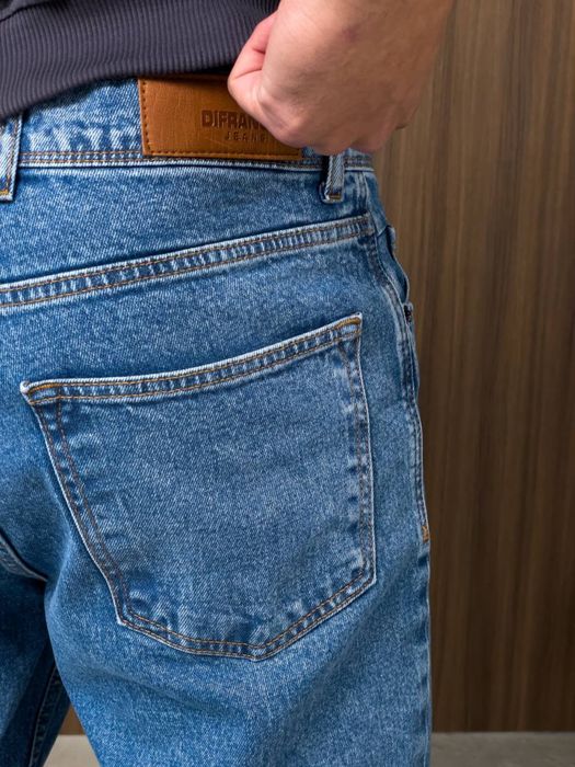 Чоловічі джинси мом