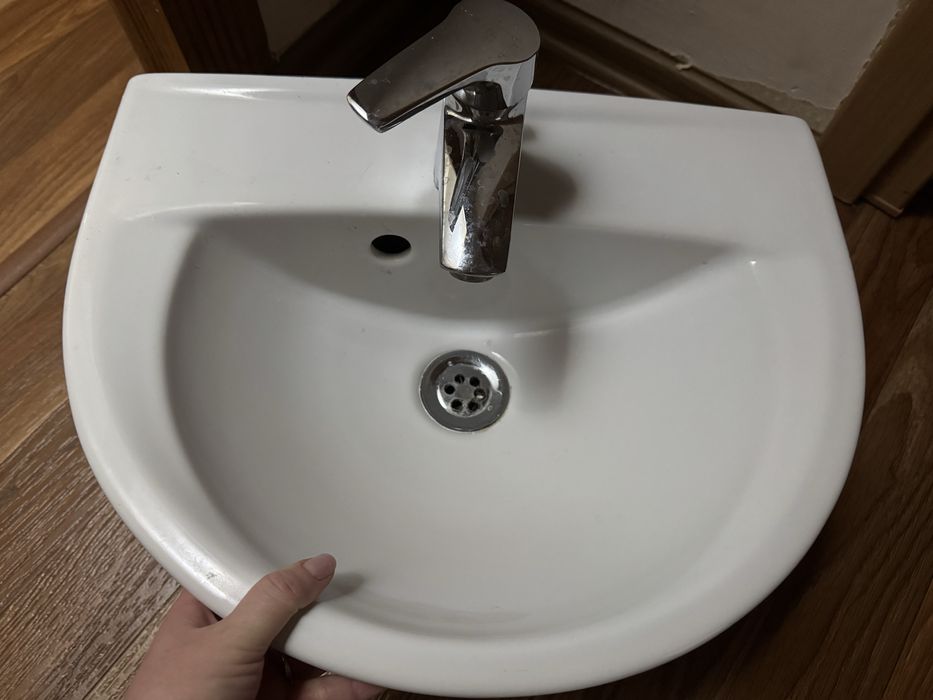 Продам умывальник