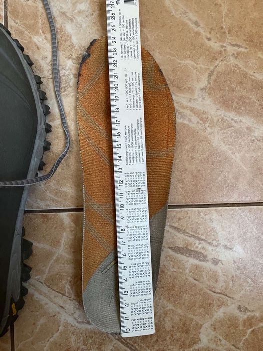 Продам ботинки merrell