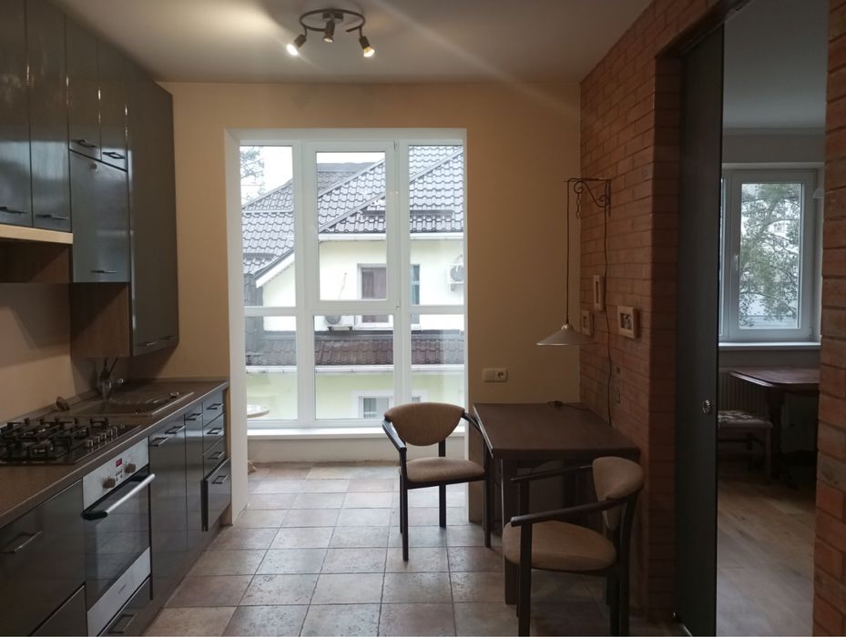 Продам дворівневу квартиру в м.Ірпінь!