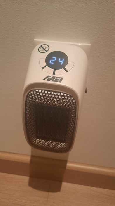 Aquecedor cerâmico de tomada