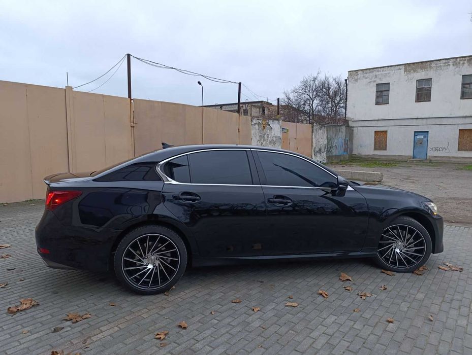 Lexus GS 350 2014 року 3.5 л. /бензин