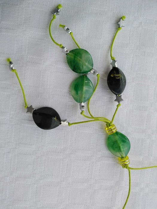Colar com Pedras.