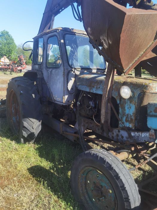 Трактор ЮМЗ-6Л погрузчик грейферний