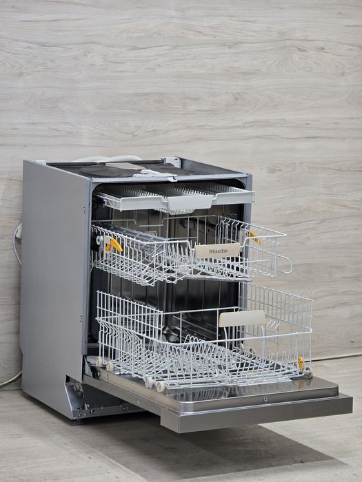 Помсудомийка GG5210 Active Plus 23р Чюдовий стан Мін.Пробіг