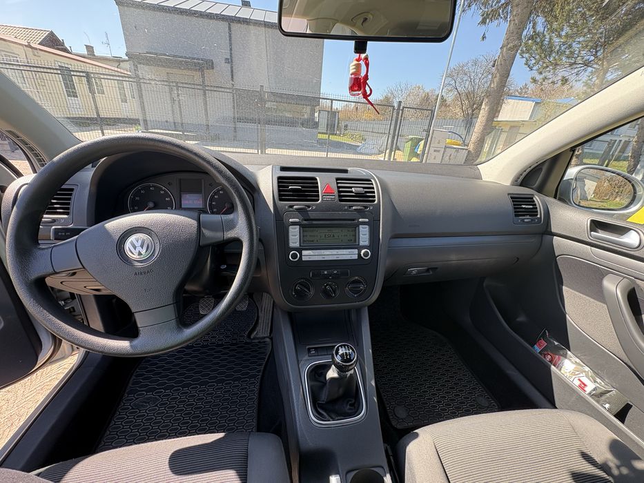 Volkswagen Golf V