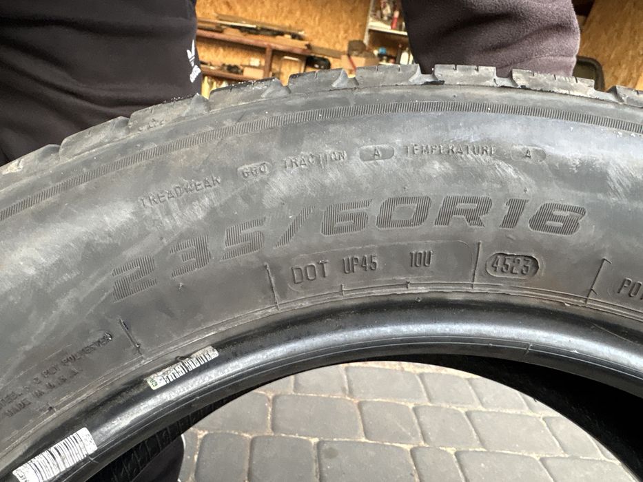 Opona  Cooper 235/60/18