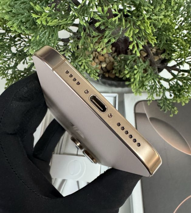 Iphone Идеал 16 pro 128gb desert Neverlock