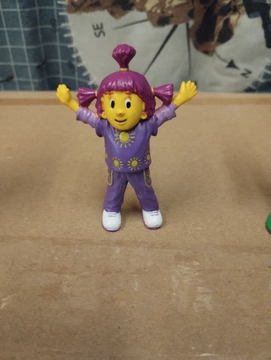 Figurki:  Buzz Astral "Toy Story", Aida, Sunny "Jim Jam"