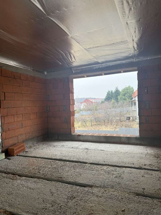 Продається котедж р-н Апартеля, вул.Собранецька