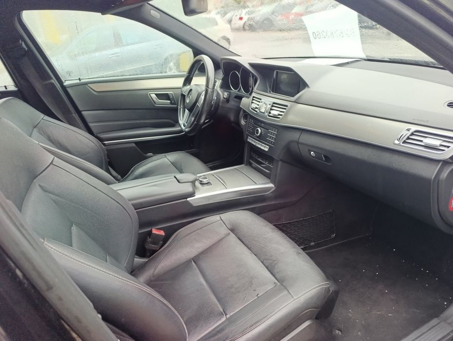 Mercedes E300 Híbrido gasóleo/elétrica 241cv A/T  7 marchas