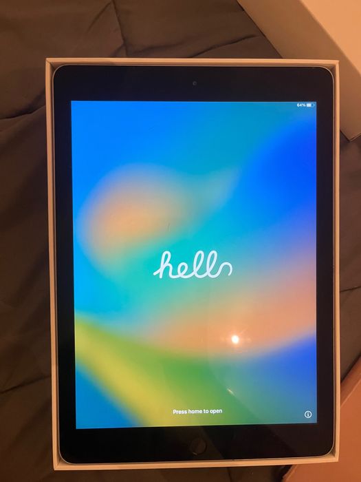 IPAD 5ª Geração (2017) 32GB - WI-FI - Cinzento Sideral