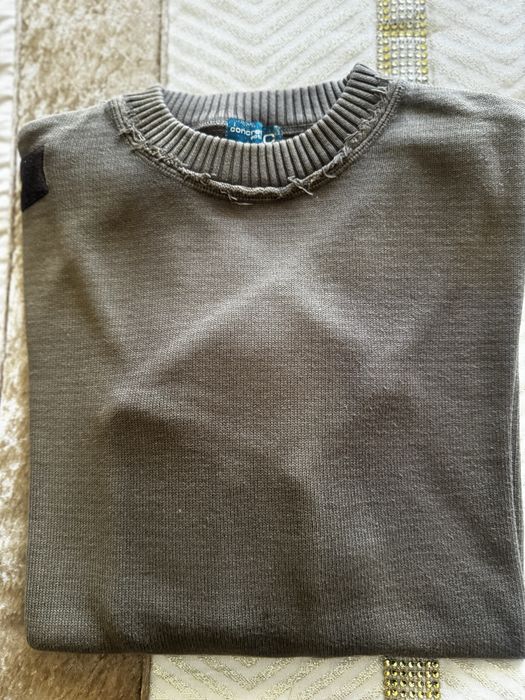 Camisola marca Concreto, tam L!
