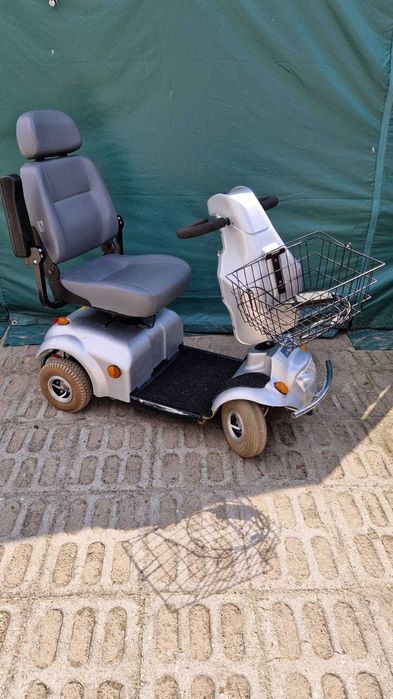 Skuter wózek inwalidzki elektryczny dla seniorów KOSZYK Dietz Agin