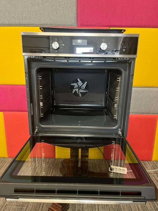 Piekarnik elektryczny parowy Electrolux EOD5C70X jak nowy SteamBake600