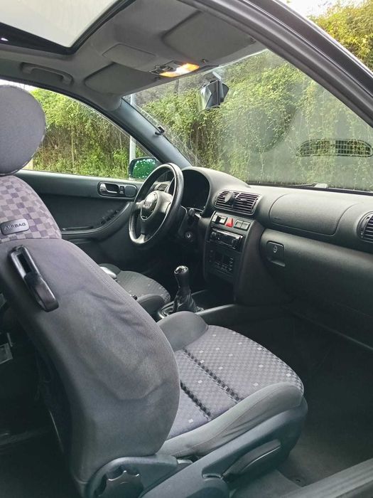 Audi A3 1.6 GPL.