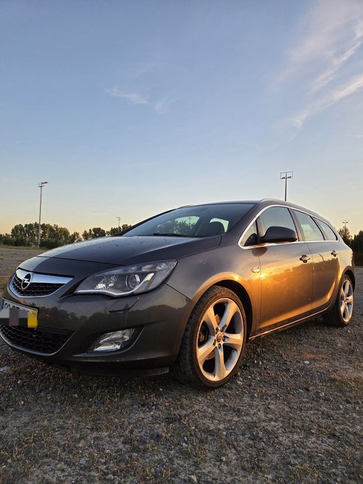 Astra Station Wagon 2.0 (CDTI) - 165CV