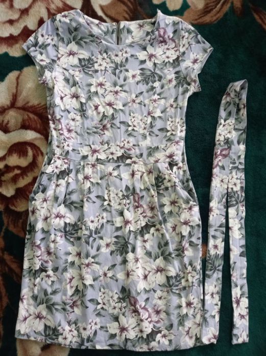 Плаття 46-48р всі по 150