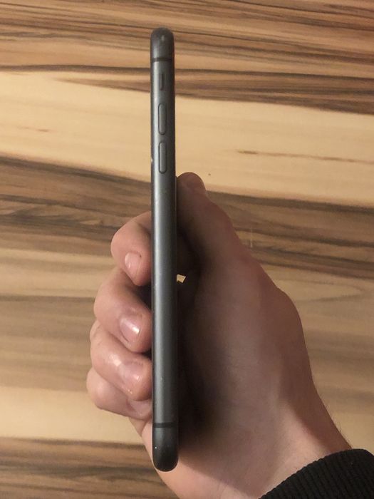Iphone 11 (не робочий)