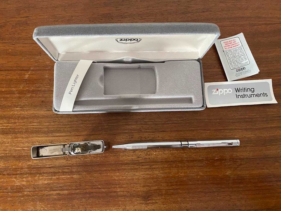 Estojo com isqueiro e caneta Zippo