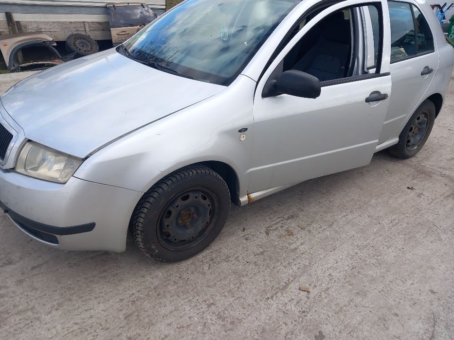 Maska zderzak błotniki klapa bagażnika  skoda Fabia 1