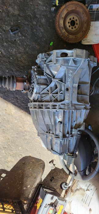 Skrzynia Biegów Audi A 4 B6  3.0 Benz.  FYU z Gwarancją Rozruchową