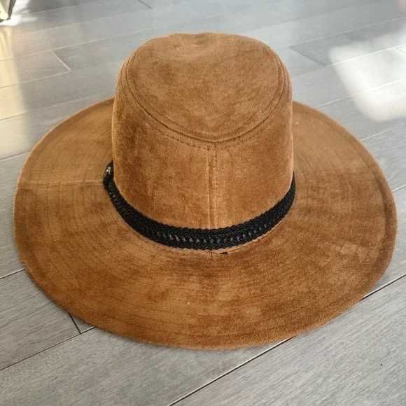 Коричневий жіночий замшевий капелюх р. М під вінтаж женская шляпа замш