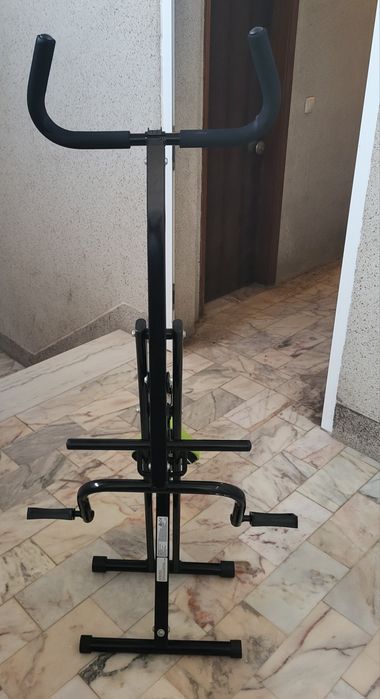 Máquina de abdominais AB Buster
