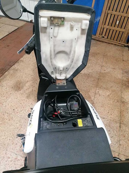 Scooter eléctrica Silence S03