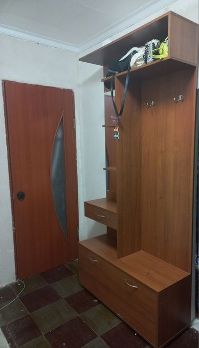 Продам прихожую,Даманский