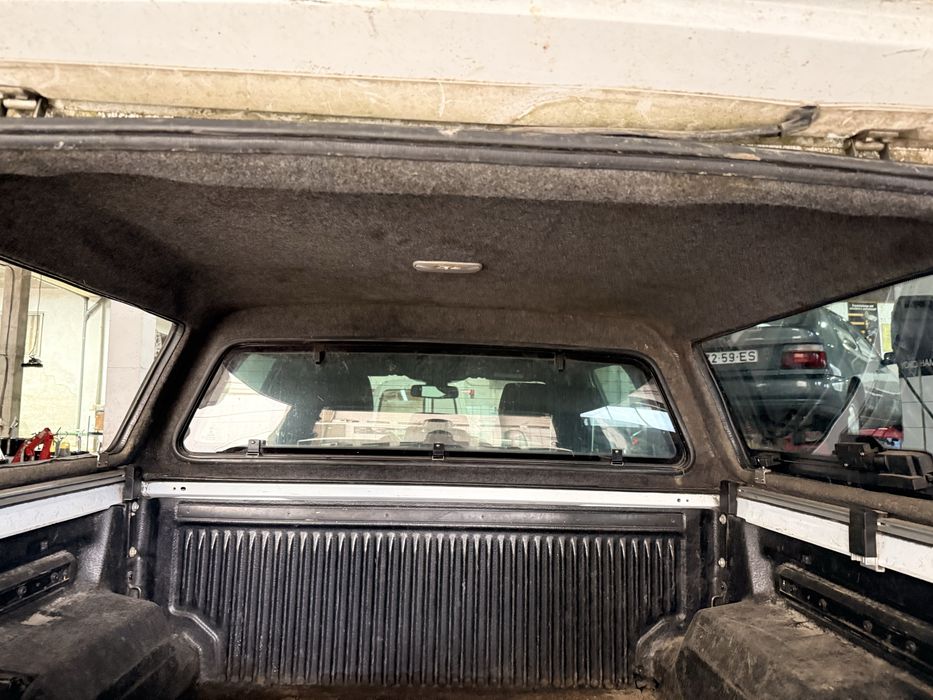 Hardtop Alpha GSX - Ford Ranger - vidro lateral partido