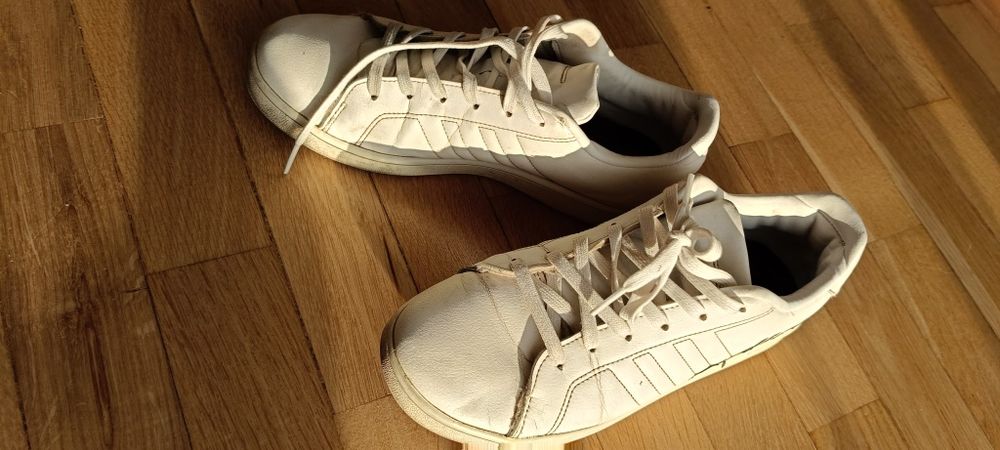 Adidasy białe 40 damskie skórzane sneakersy