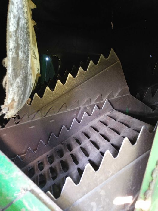 Комбайн Johd deere 1075