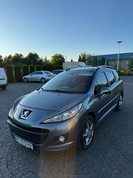 Продам Pavgeot 207 sw 2010