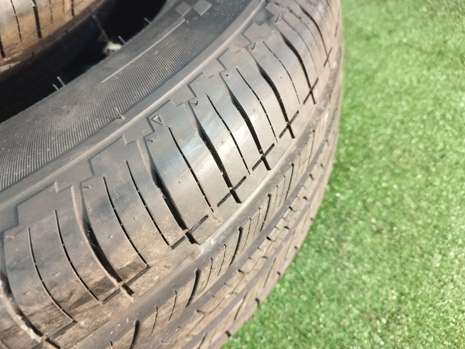 4 pneus 225/70/16.  GT Radial pneu 90% do piso