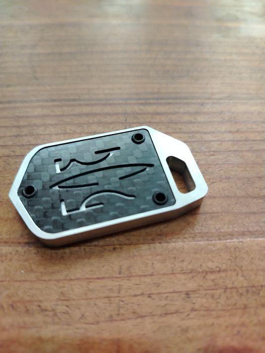 Брелок ЗСУ карбон