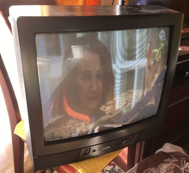 Telewizor Graetz Kongress 2151 VT EE, sprawny (zastępczy pilot)