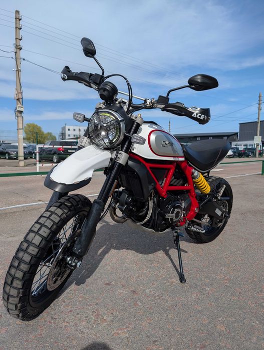 Мотоцикл Ducati Scrambler 800 ABS Desert Sled MoToBaZa