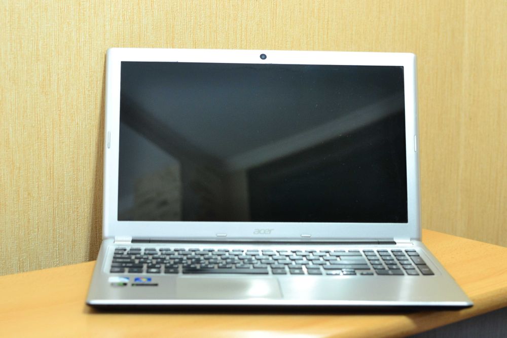 Сучасний Acer Aspire V13 Intel Core i5-6200U RAM8Gb SSD Батарея 8годин