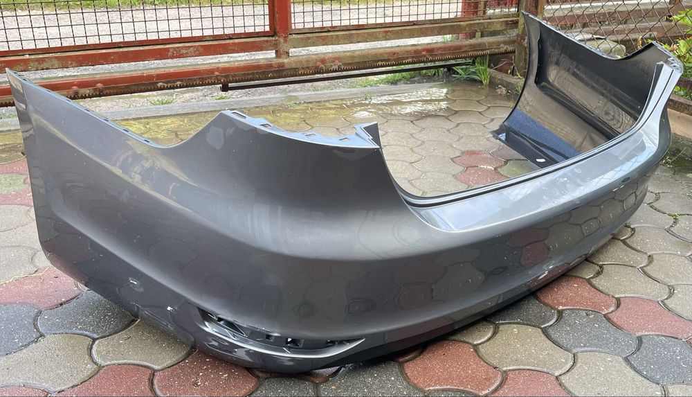 VW Jetta 6 MK6 zderzak tylny, tył