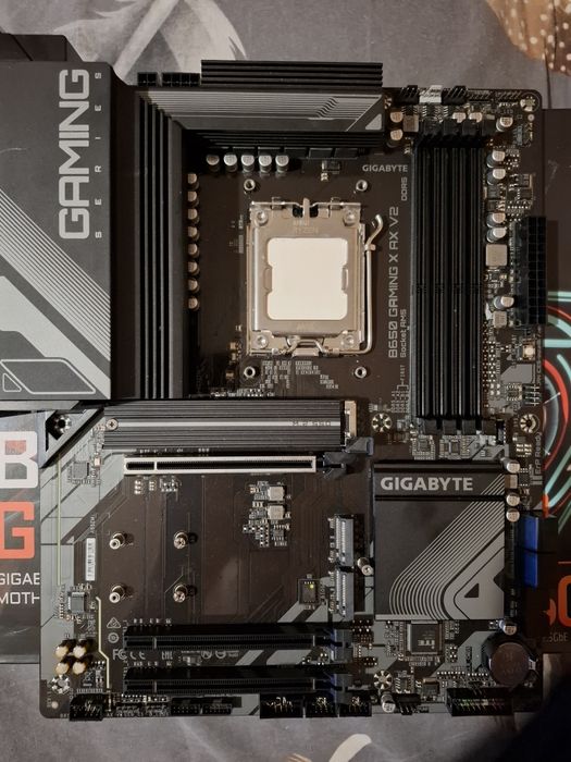 Gigabyte B650 Gaming X AX V2