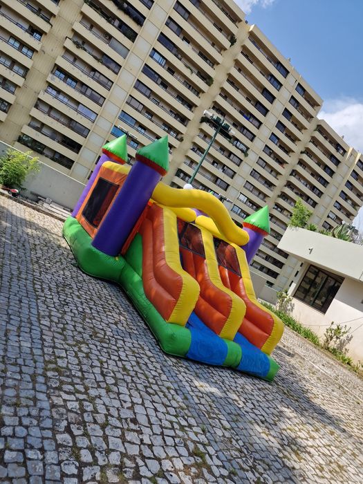 Aluguer de Insuflável castelo e trampolim