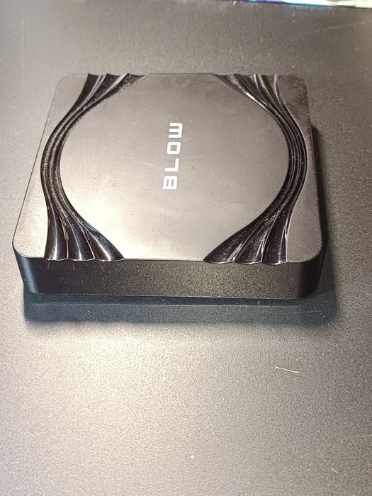 odtwarzacz multimedialny Smart TV Android Box marki Blow