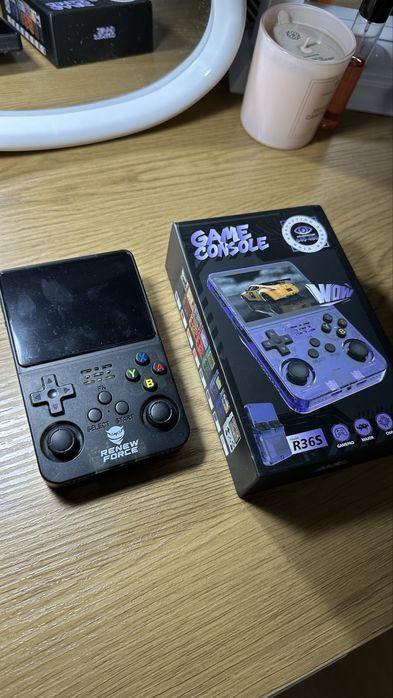 Konsola R36S retro 15000 retro gier