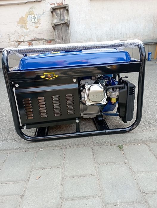 Генератор бізон 2.8 квт