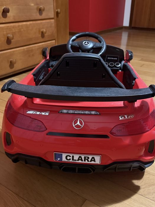 Carro eletrico crianca