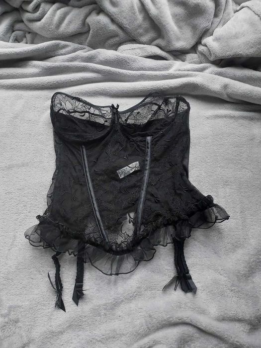 Gorset koronkowy czarny 80C